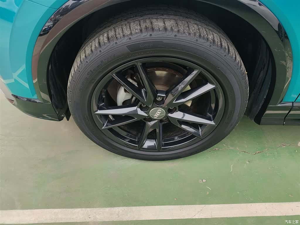 Audi Q2L, 2021 23