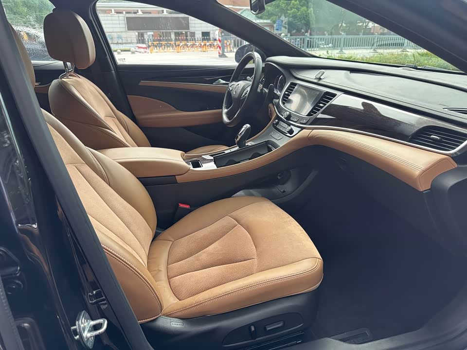 Buick Lacrosse