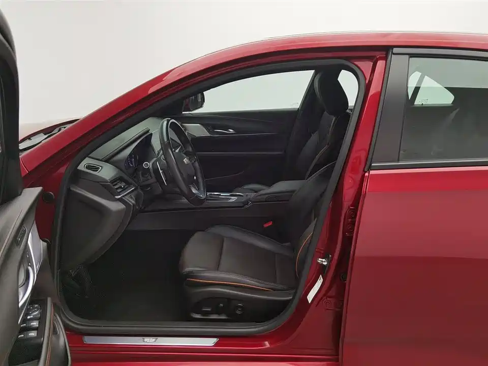 Cadillac CT4