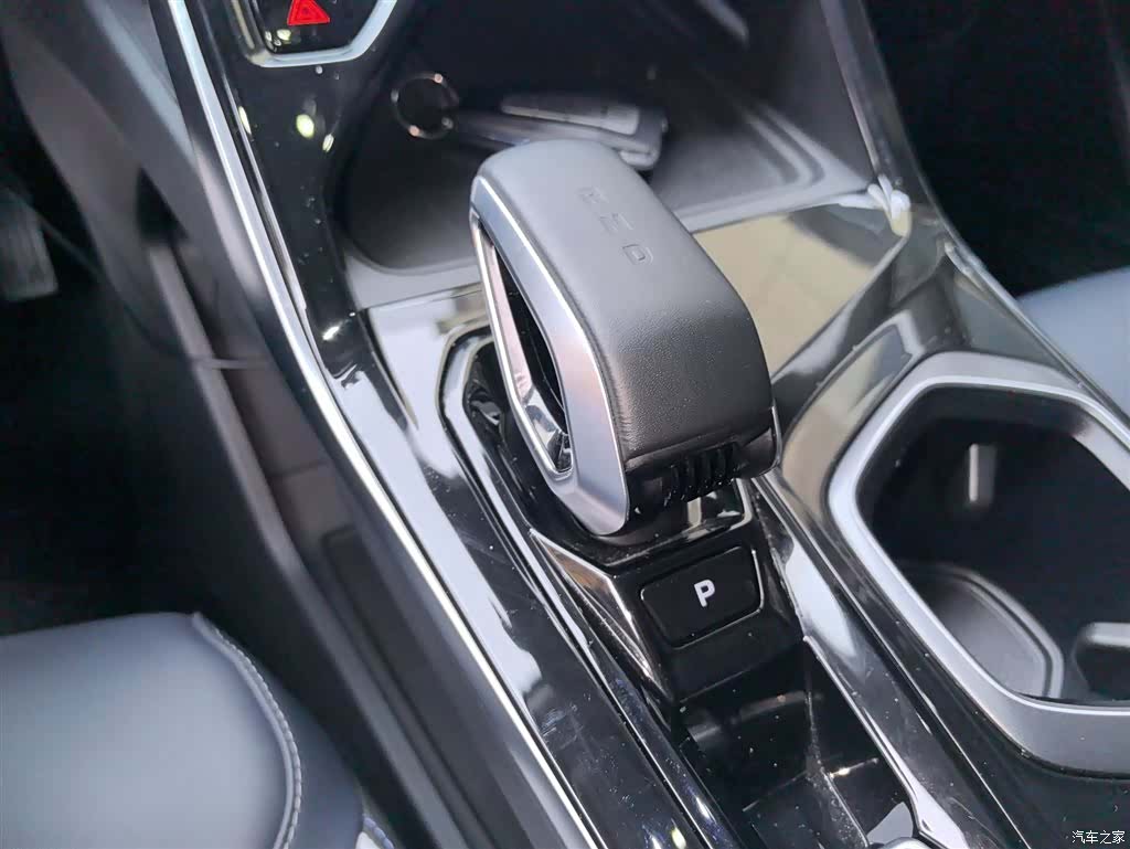 Geely Boyue, 2024 13