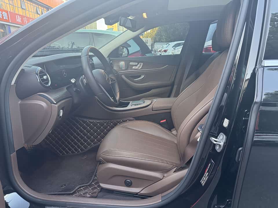 Mercedes-Benz E-class Mercedes-Benz E-class