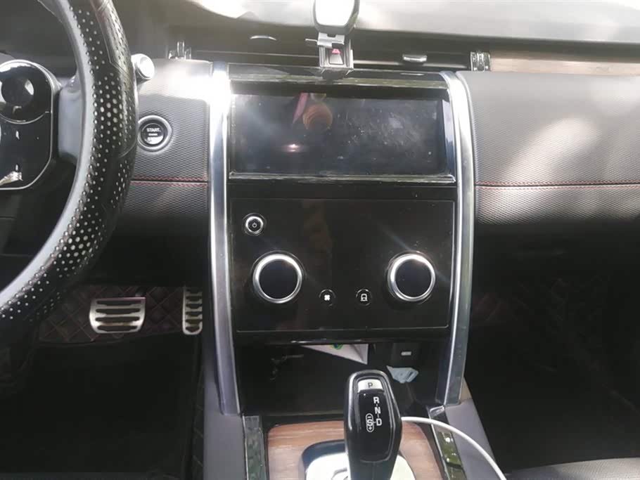 Land Rover Discover sports