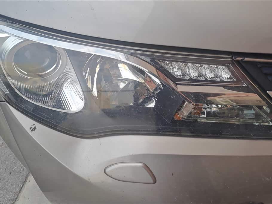 Toyota RAV4 Rongfang