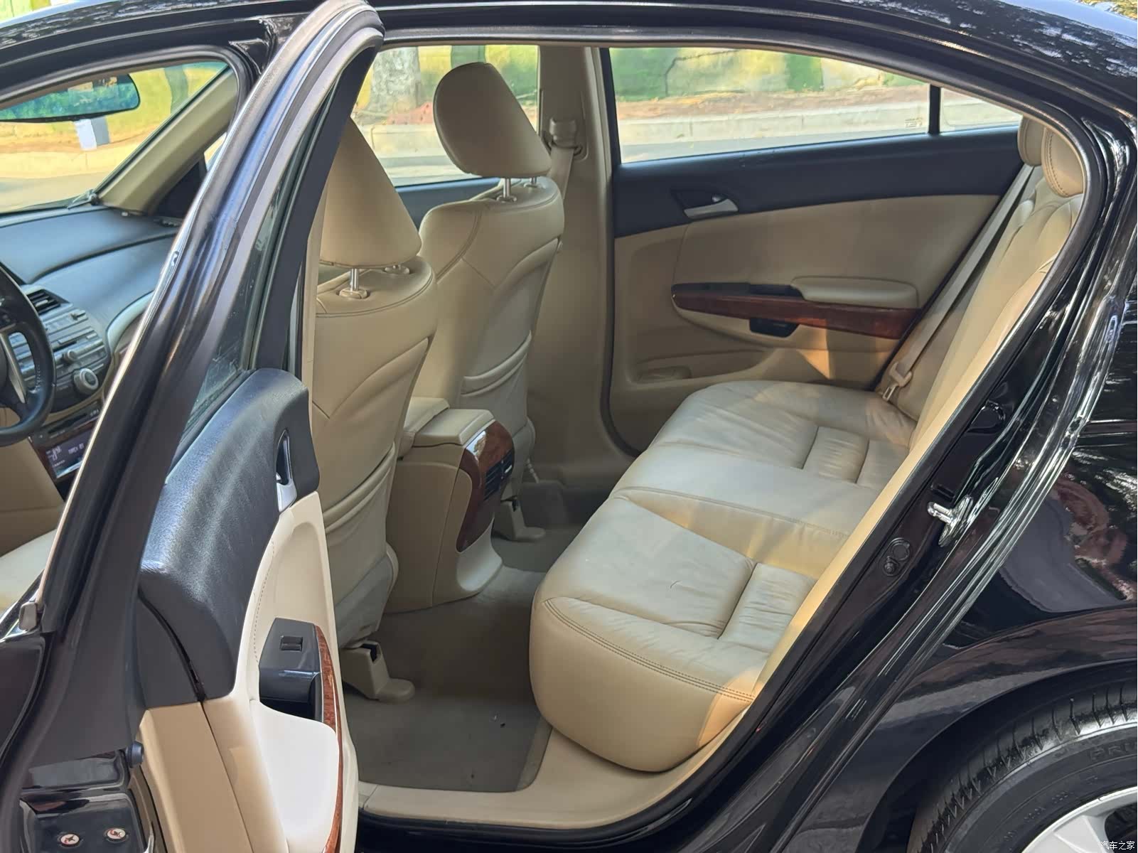 Honda Accord, 2011 20