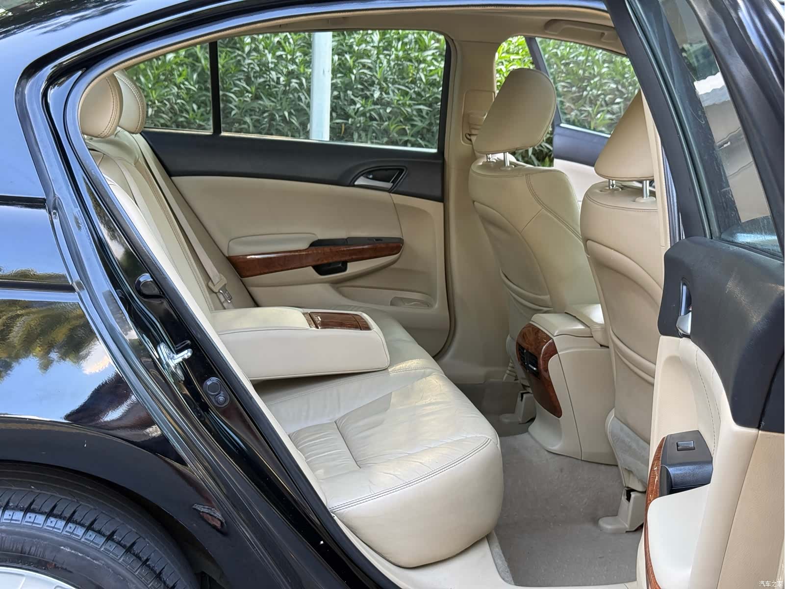 Honda Accord, 2011 14