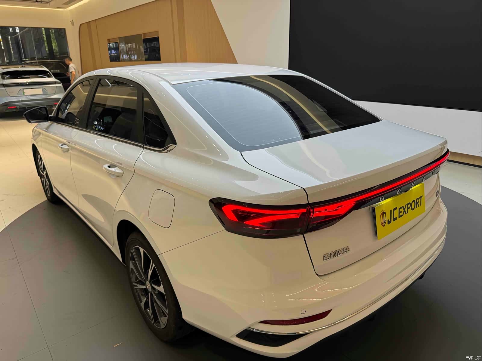 Geely Emgrand, 2024 12