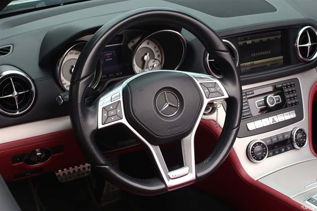 Mercedes-Benz SL, 2016 12