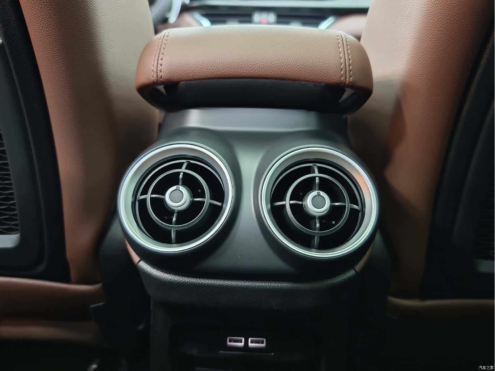 Alfa Romeo Stelvio, 2018 31