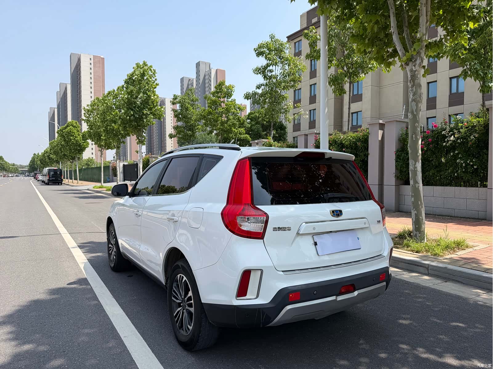 Geely X6, 2018 15