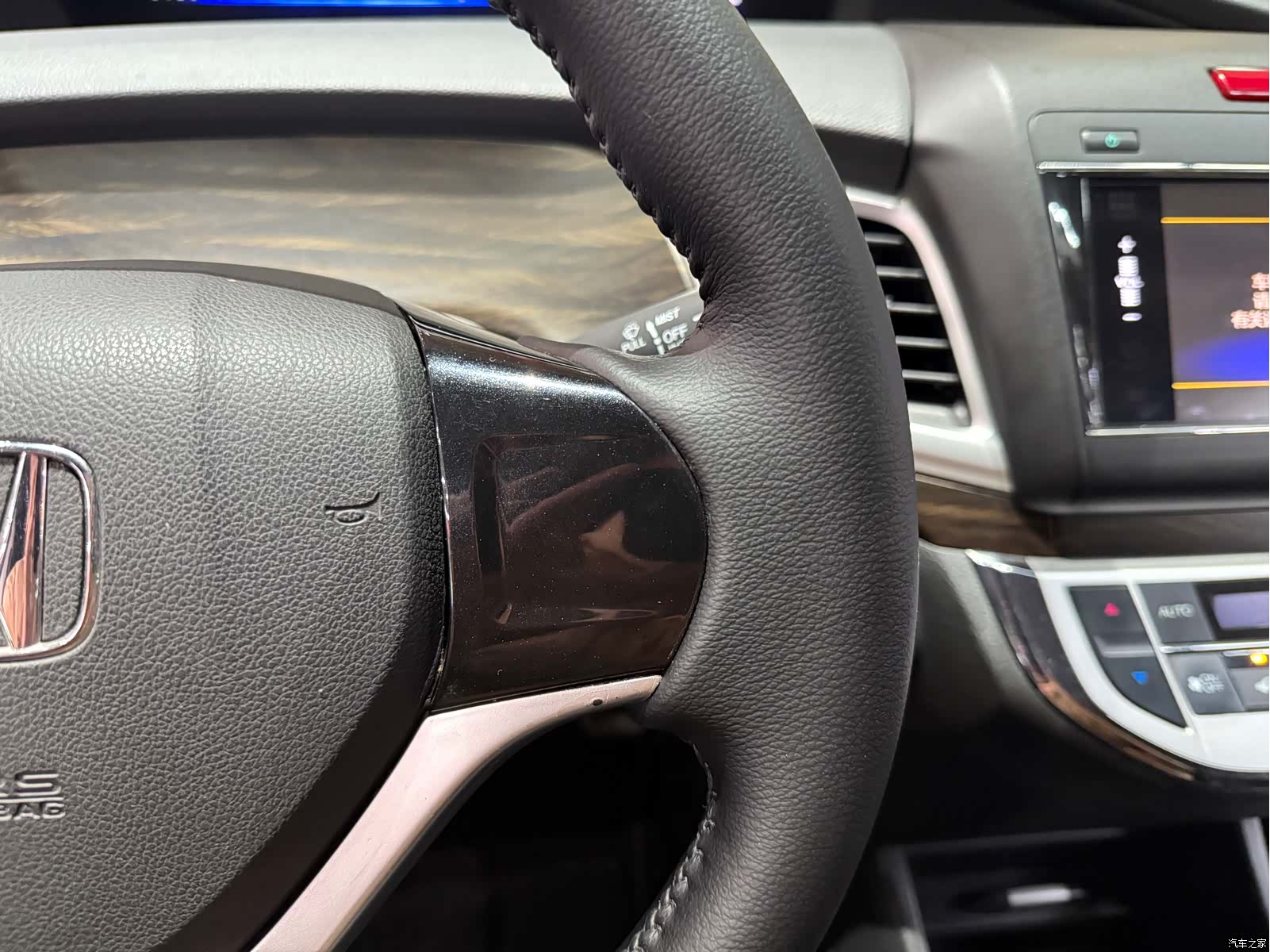 Honda Jade, 2018 7