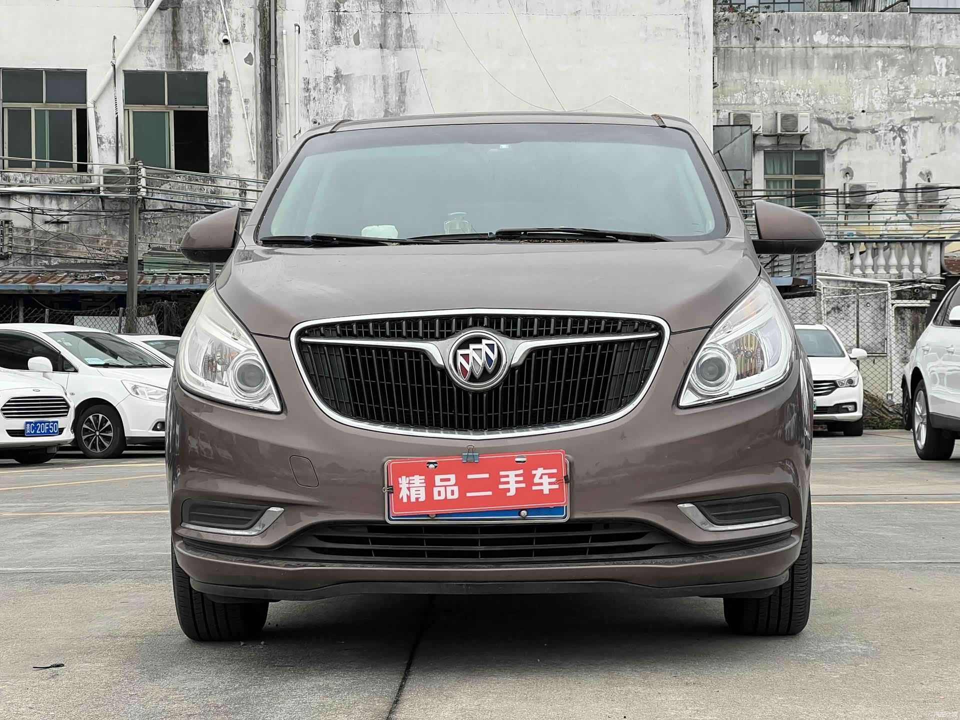 Buick GL8, 2020 4