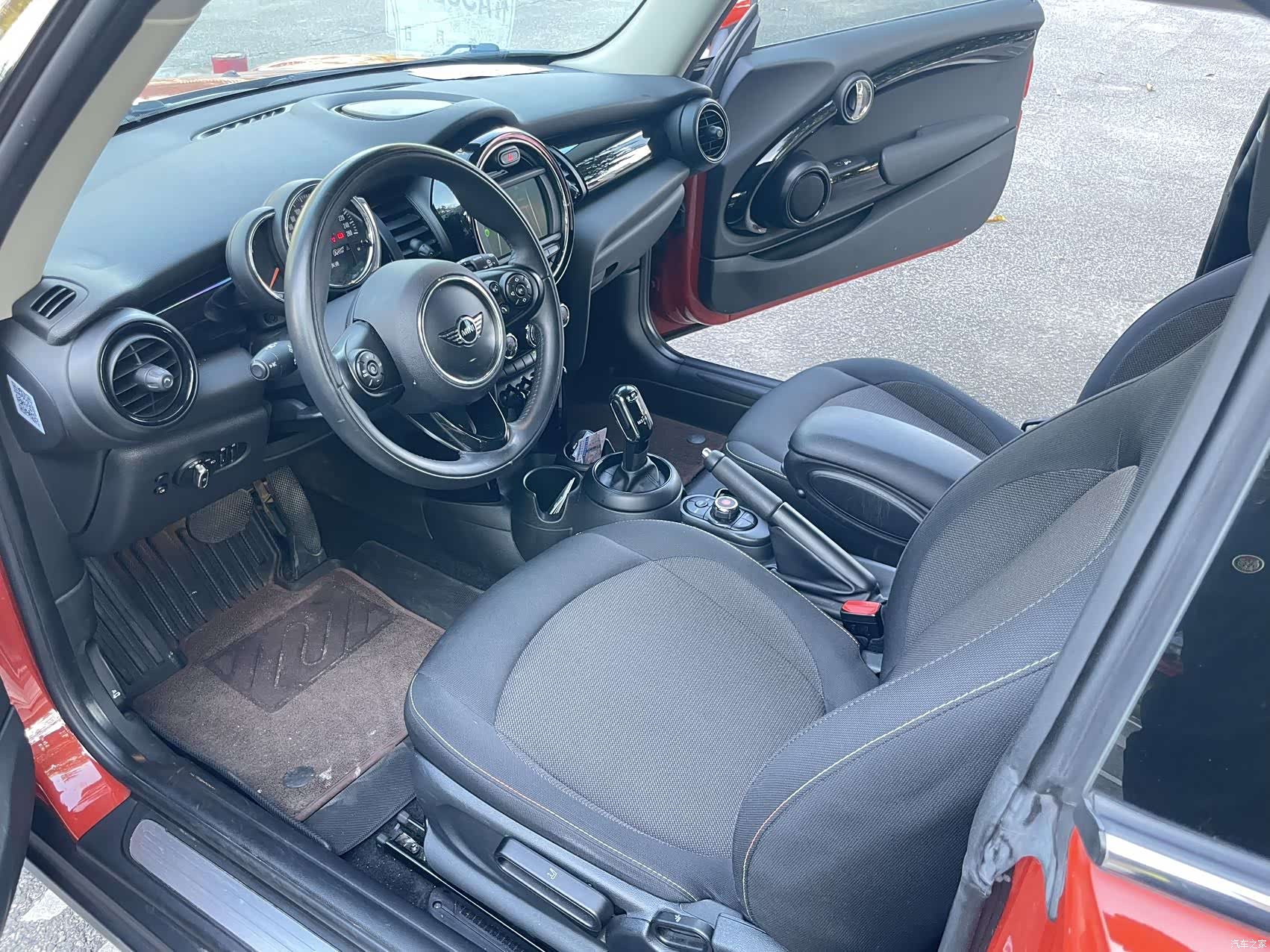 Mini ONE, 2019 7