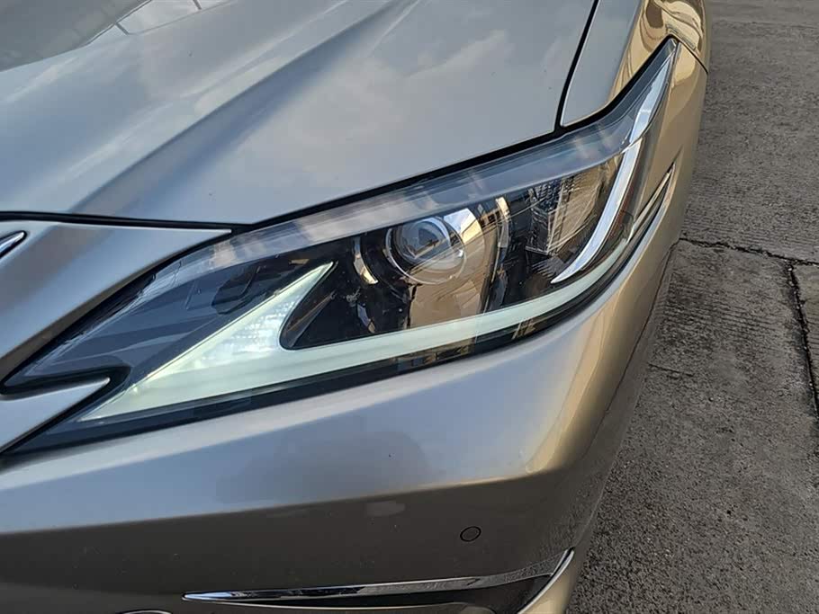 Lexus ES Lexus ES