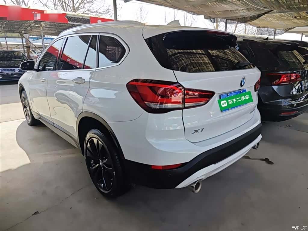 BMW X1, 2020 все фото