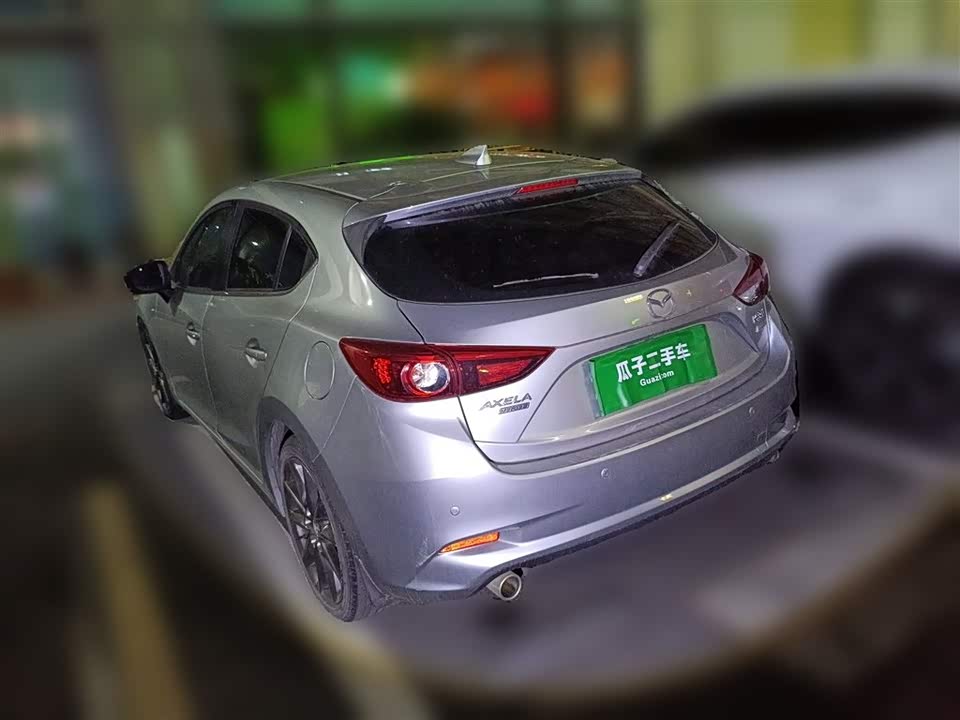 Mazda 3 Angkesaila
