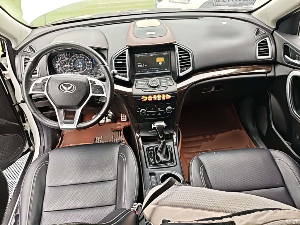 BAIC S6, 2017 10