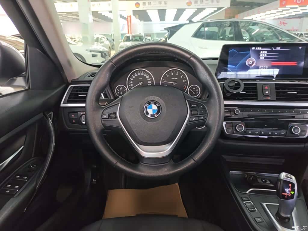 BMW 3 Series, 2016 11