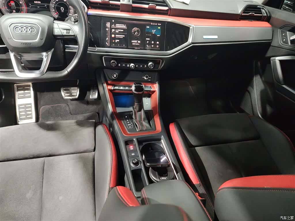 Audi Q3, 2022 13