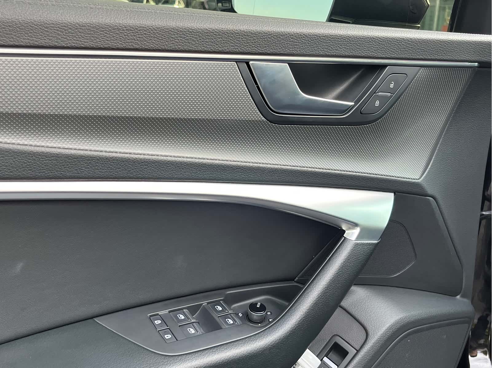Audi A6L, 2021 13