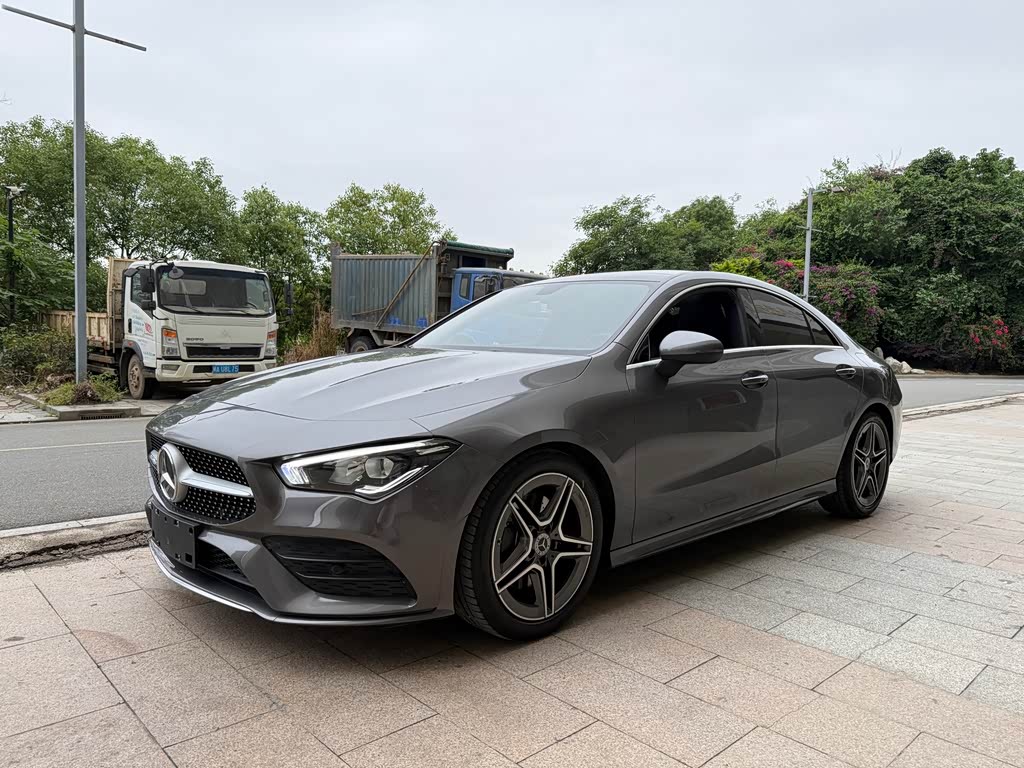 Mercedes-Benz CLA