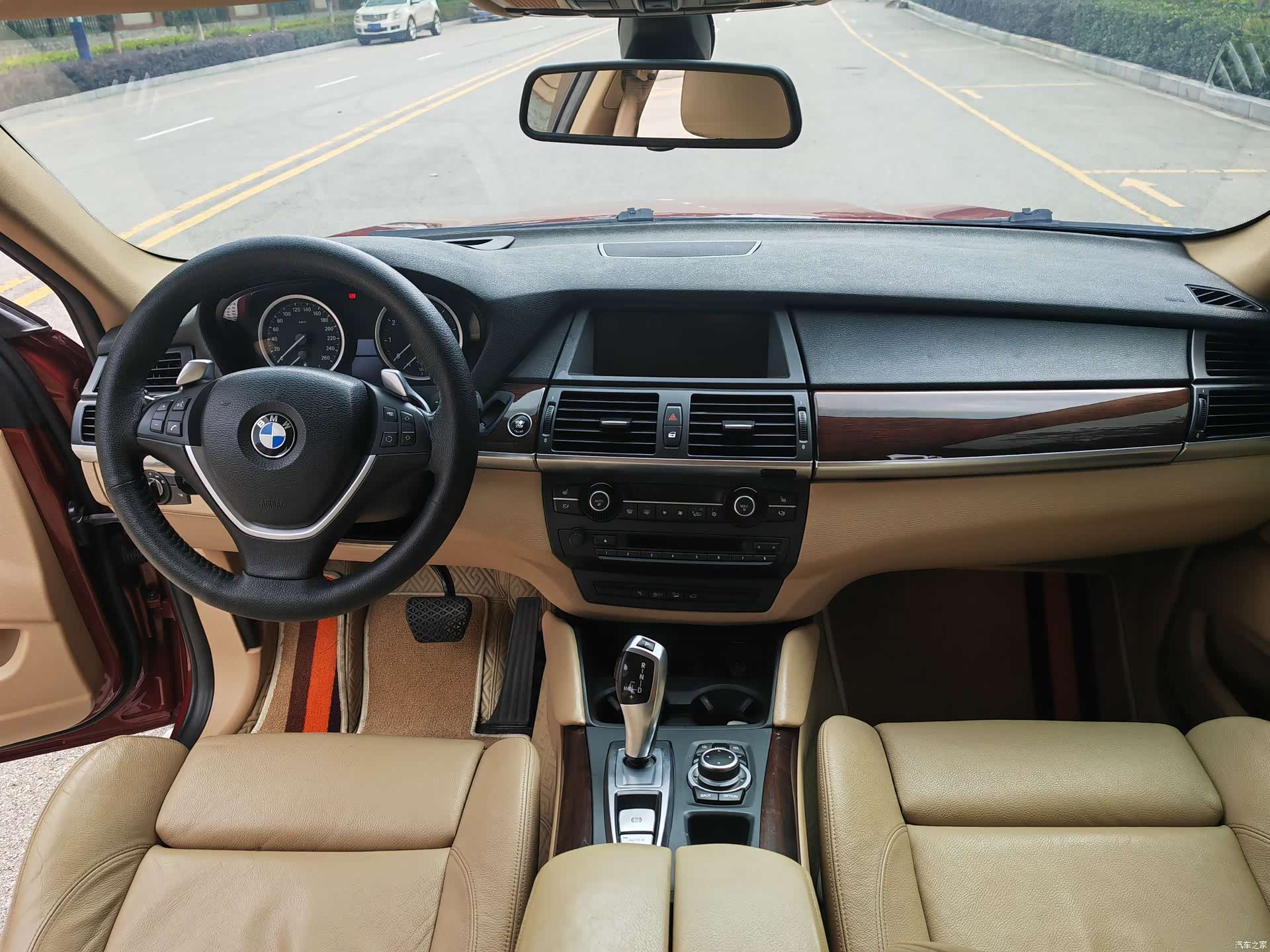 BMW X6, 2011 7
