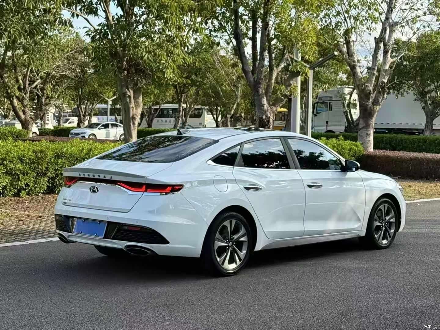 Hyundai Lafesta, 2019 8