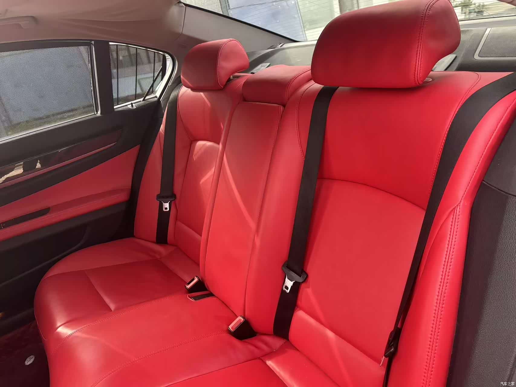 BMW 7 Series, 2011 21