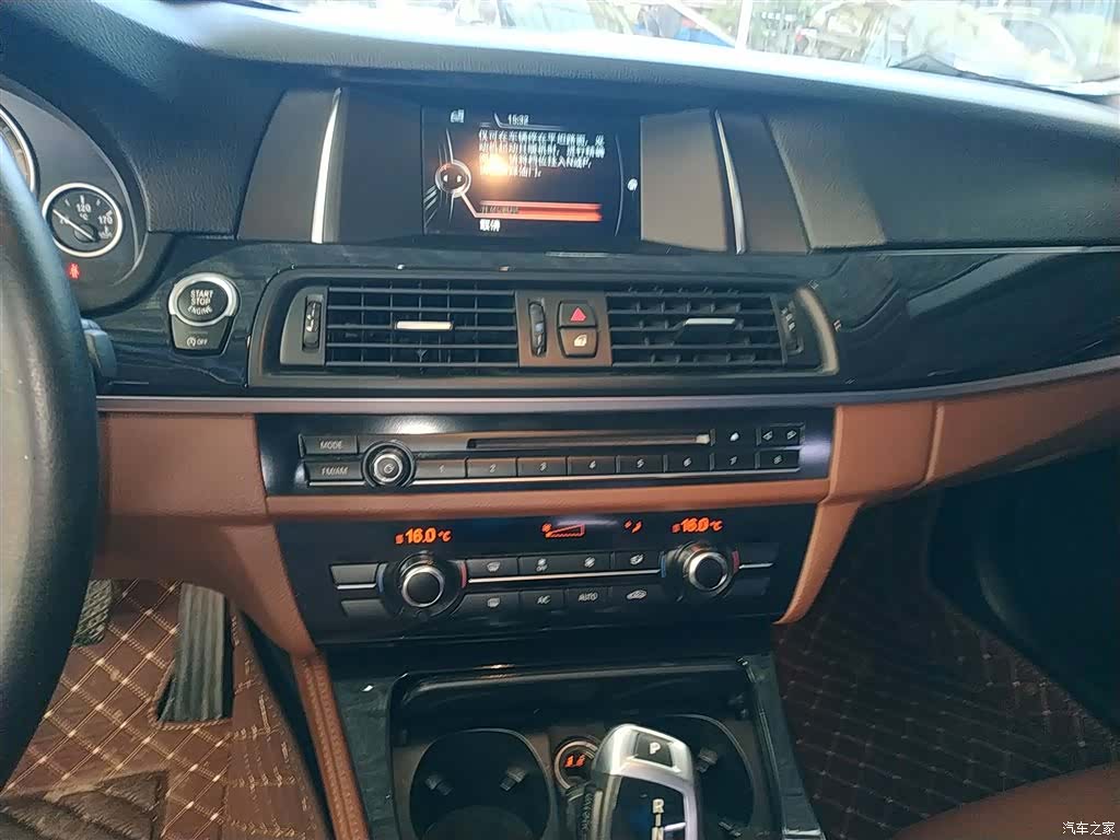 BMW 5 Series, 2016 все фото