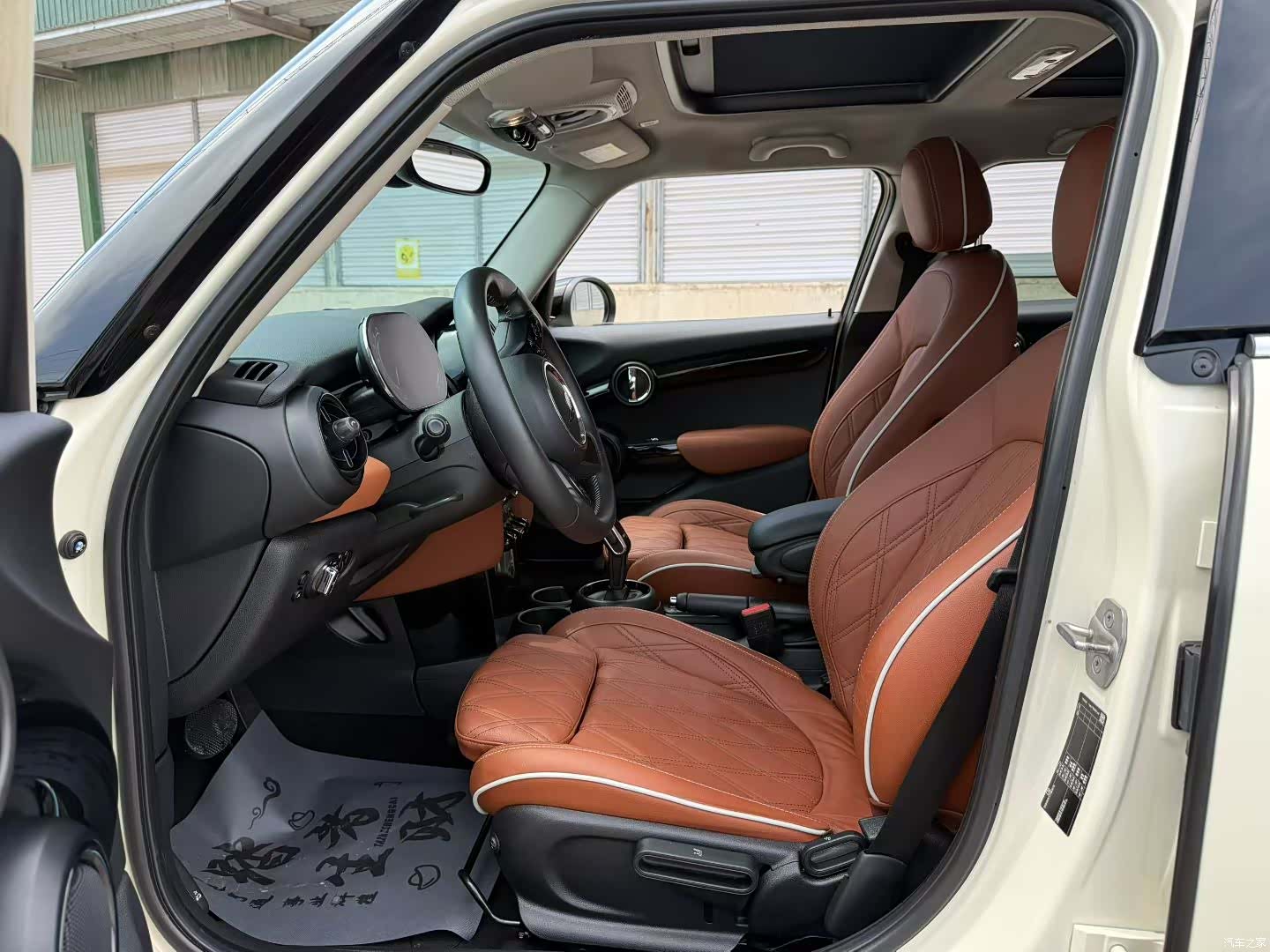 Mini Cooper, 2022 10