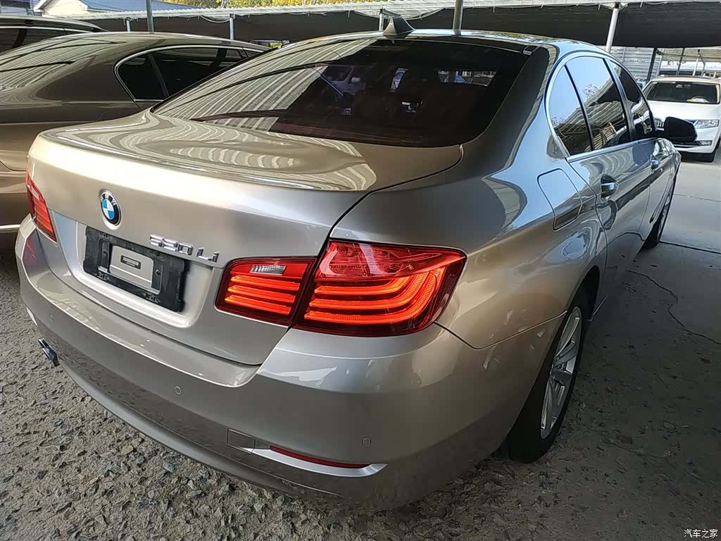 BMW 5 Series, 2016 23
