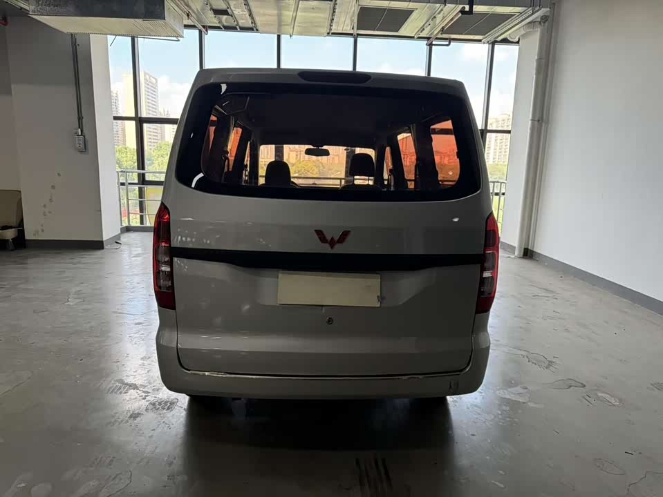Wuling Wuling Hongguang V