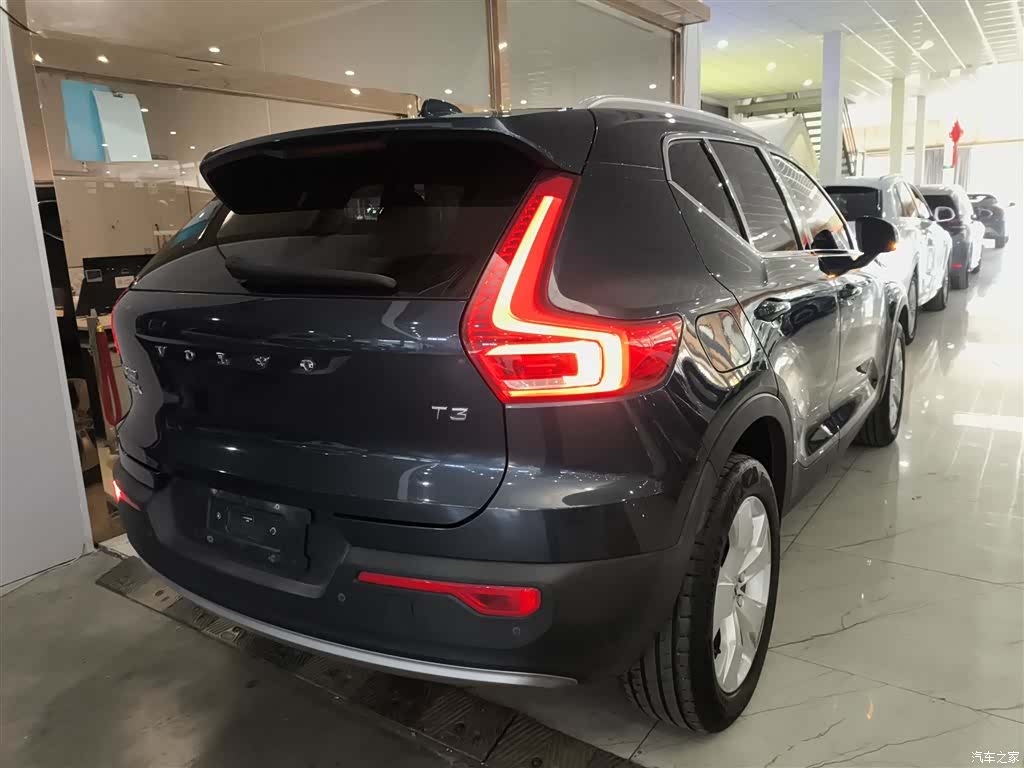 Volvo XC40, 2021 все фото