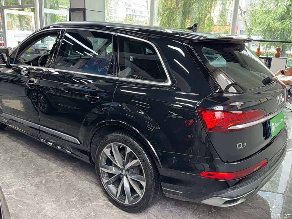 Audi Q7, 2021 9