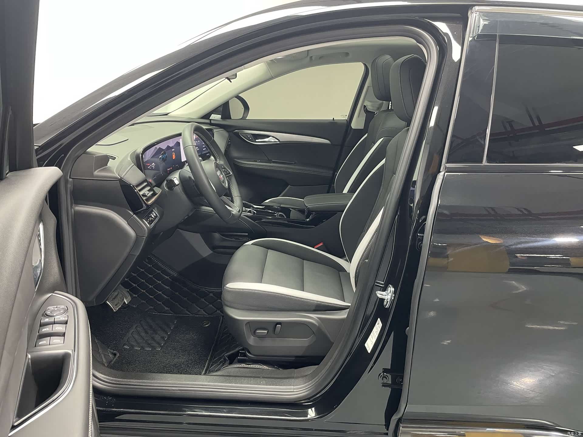 Buick Envision, 2025 10