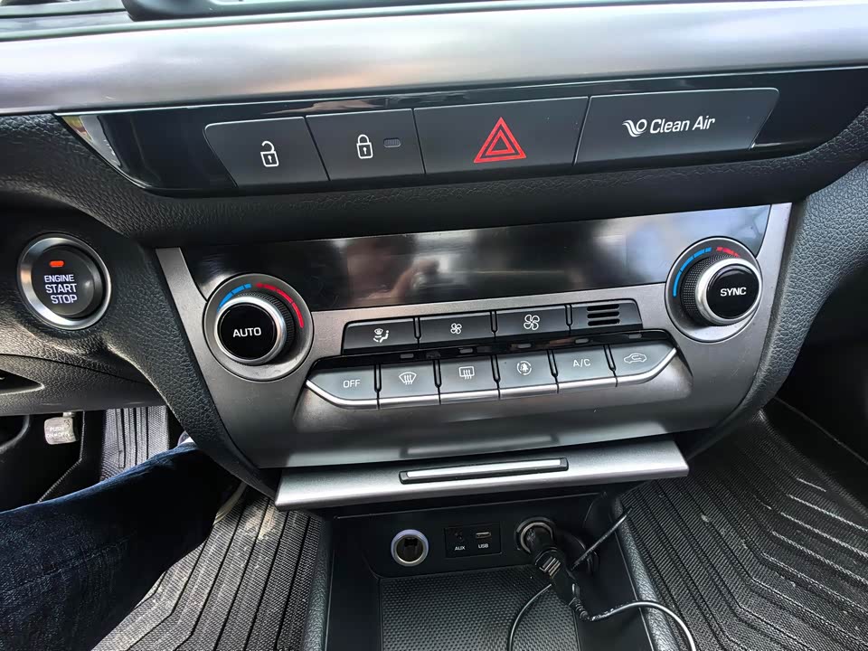 Hyundai Name picture