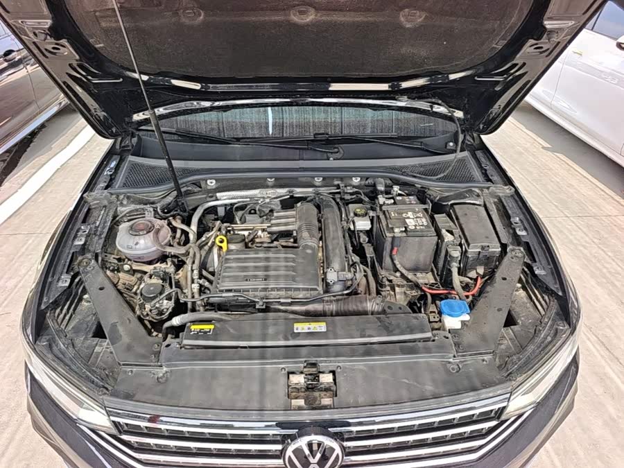 Volkswagen Magotan 2025, фото 20