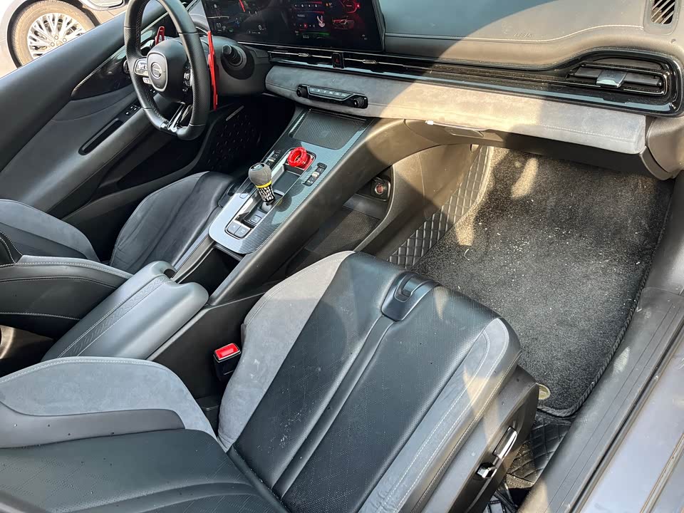 Trumpchi Shadow Leopard