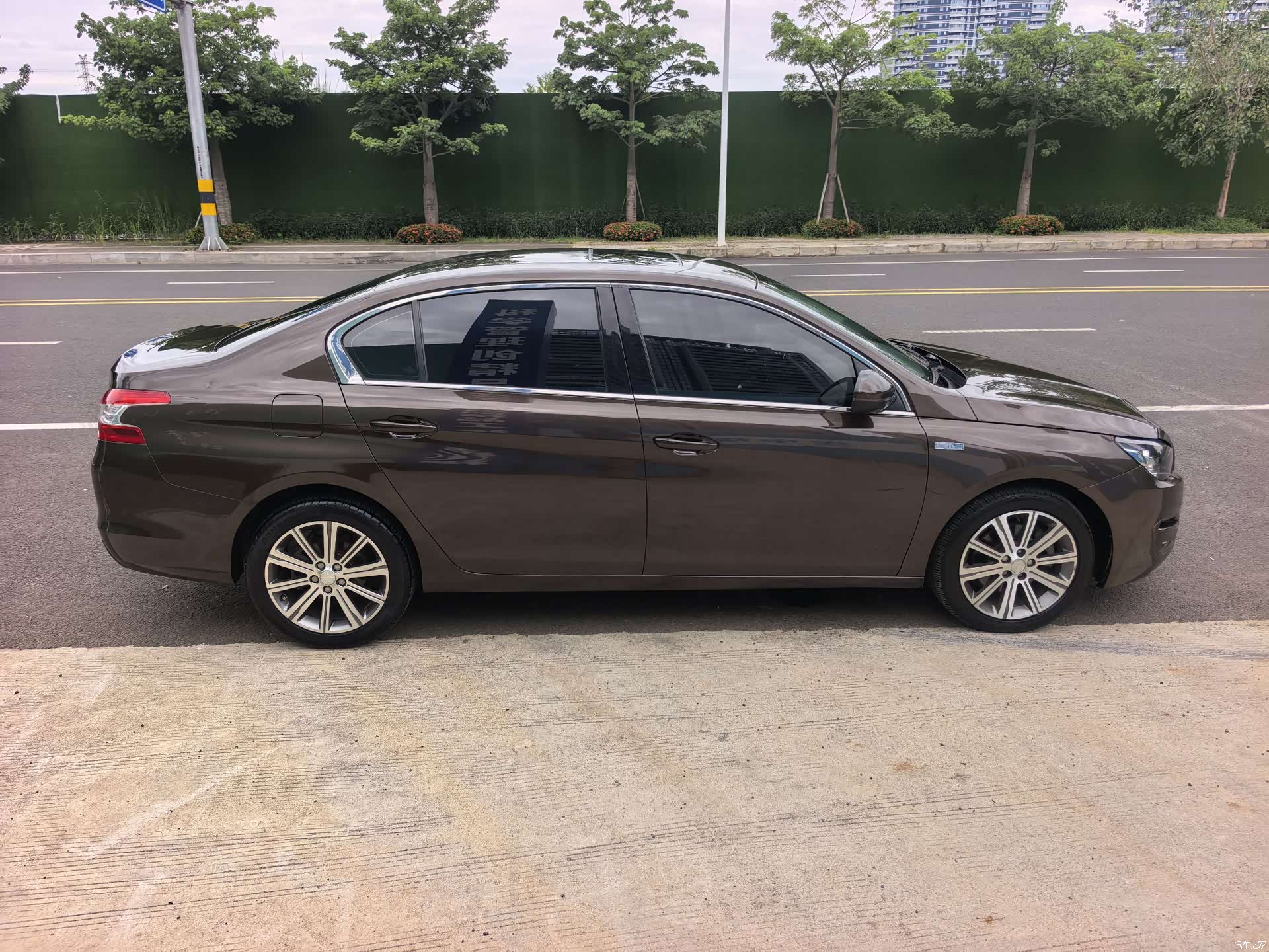 Peugeot 408, 2016 4