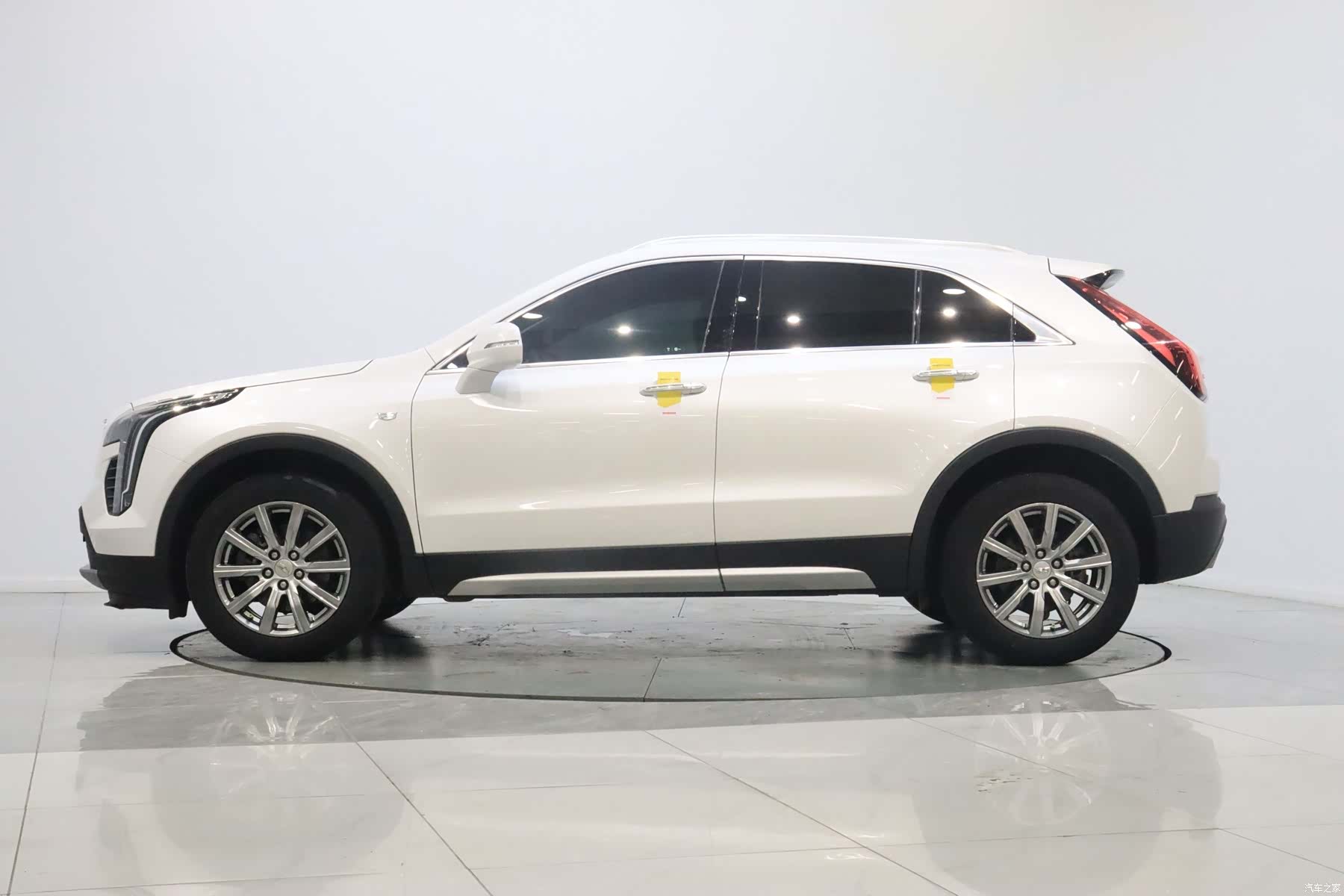 Cadillac XT4, 2021 15