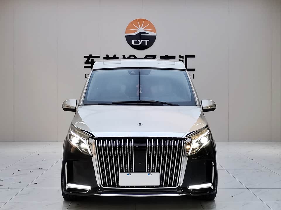 Mercedes-Benz V-class