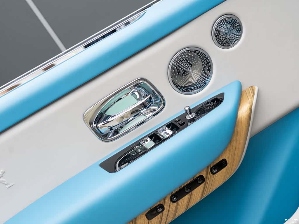 Rolls-Royce Cullinan, 2021 9