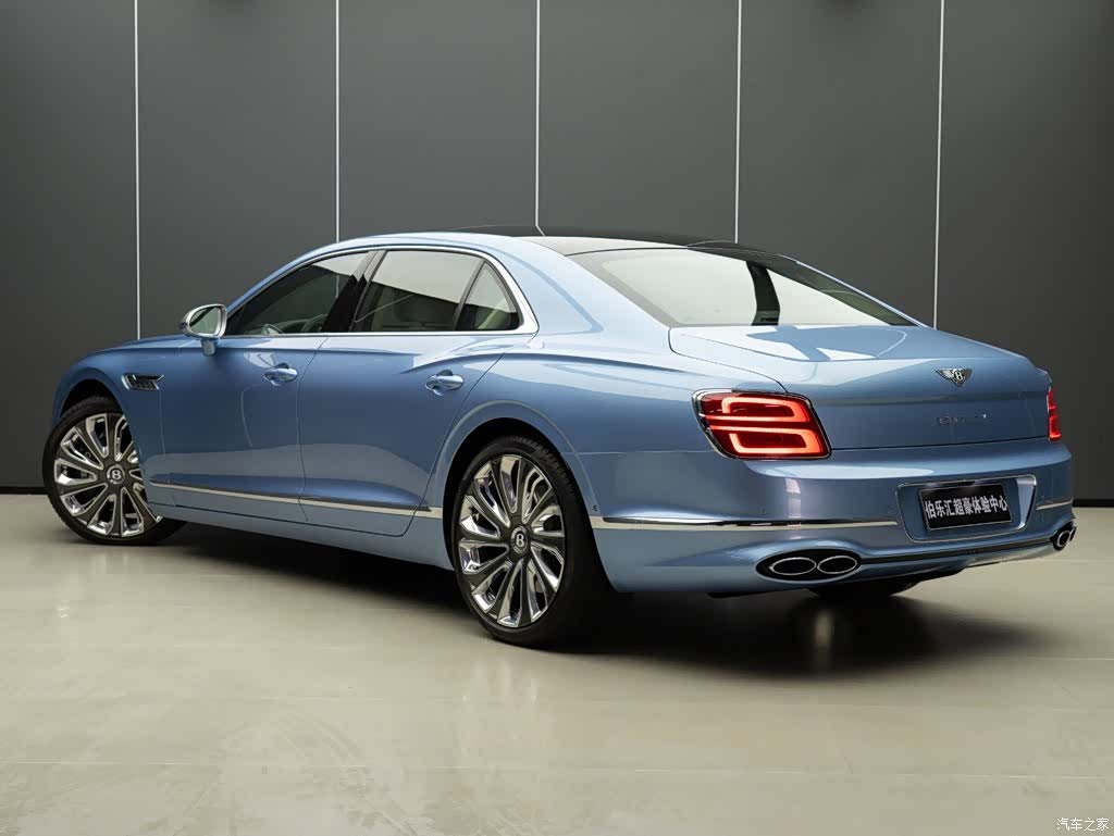 Bentley Flying Spur, 2023 все фото