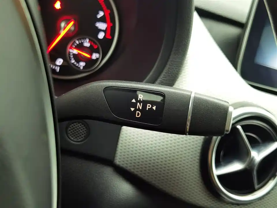 Mercedes-Benz Class B