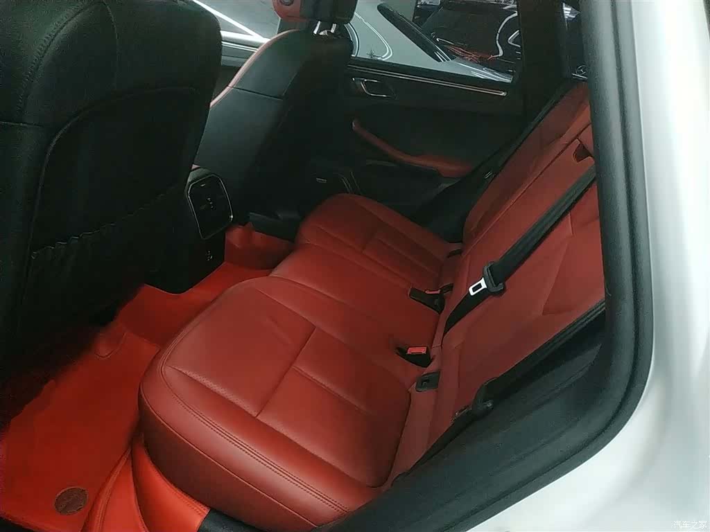 Porsche Macan, 2021 14