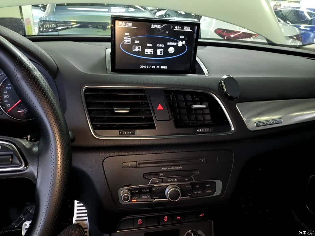 Audi Q3, 2014 13