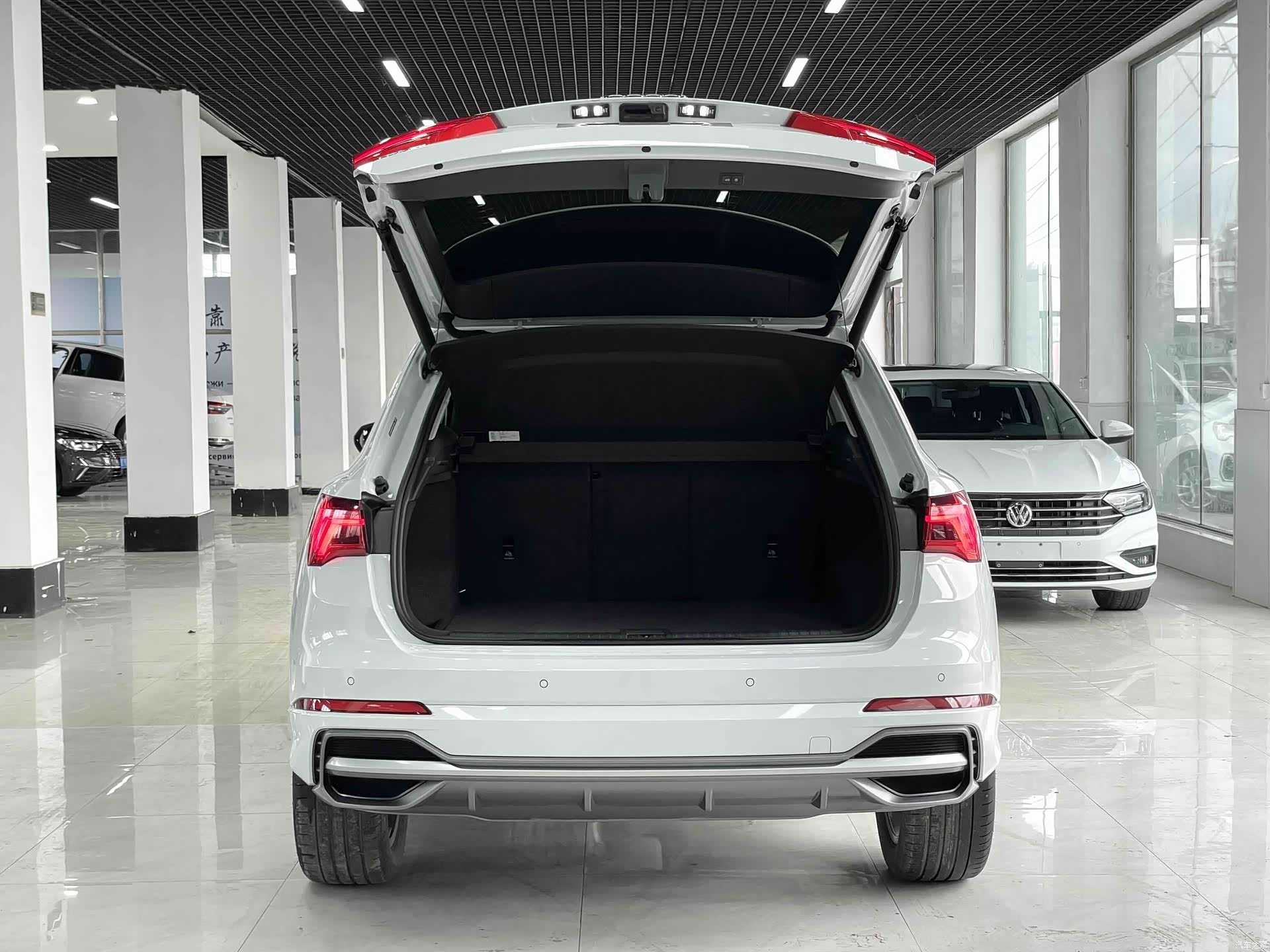 Audi Q3, 2022 16