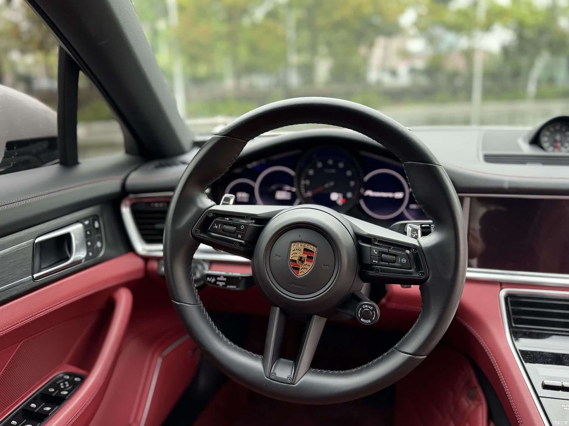 Porsche Panamera, 2024 11