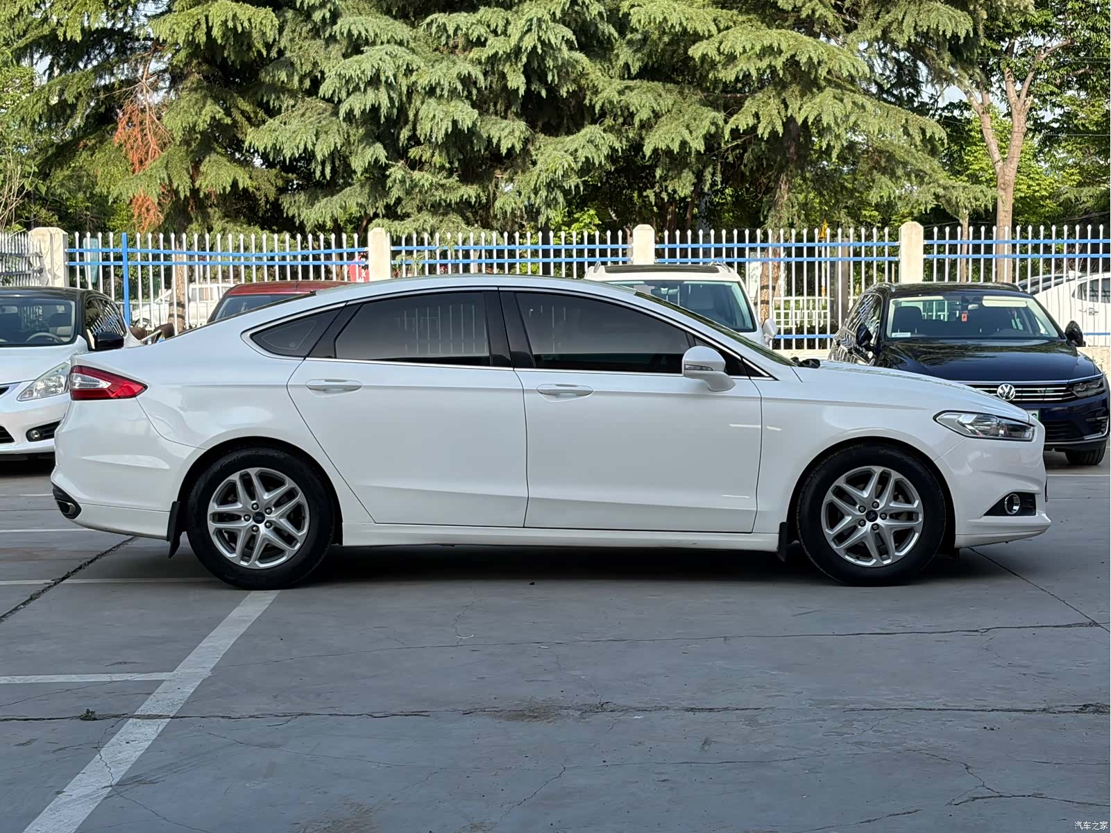 Ford Mondeo, 2014 16