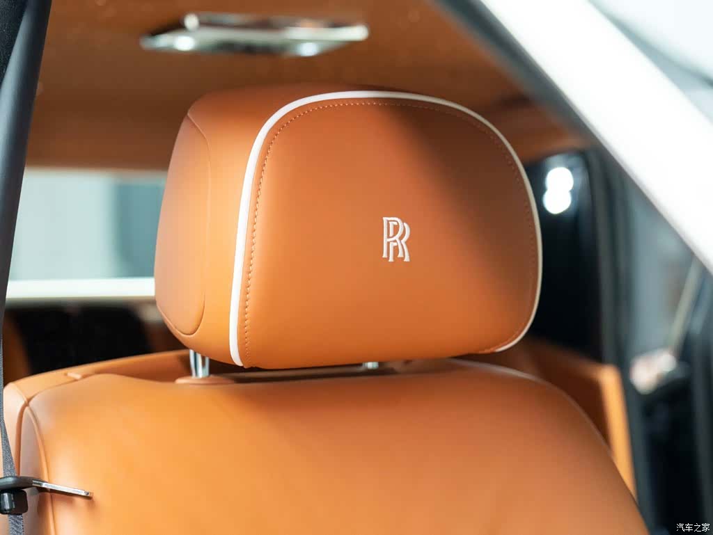 Rolls-Royce Phantom, 2020 16