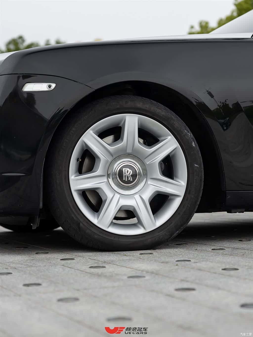 Rolls-Royce Ghost, 2013 9